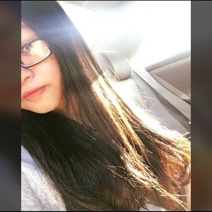 Meet your Posher, Linh