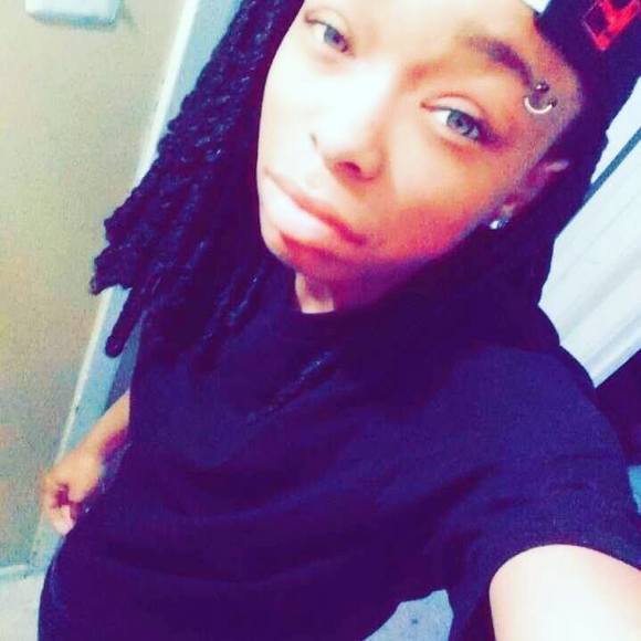 Meet your Posher, Lexy - Picture 1 of 1