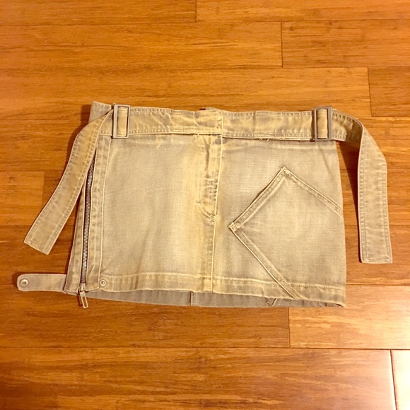 Dresses & Skirts - Exte mini skirt