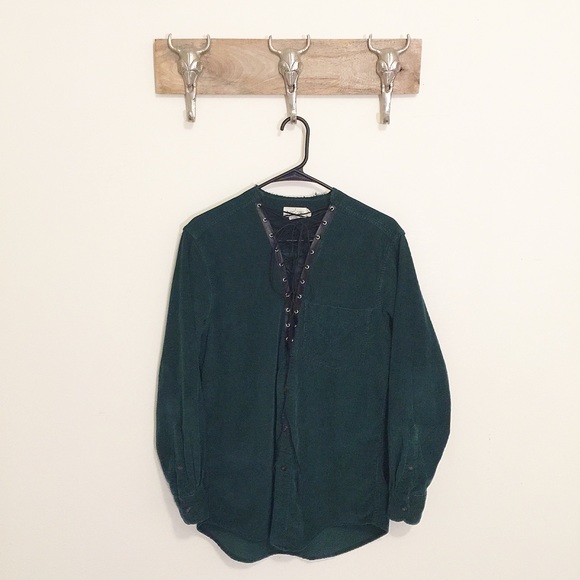 🚫Sold🚫Vintage Lace Up Flannel🌵 - Picture 2 of 4