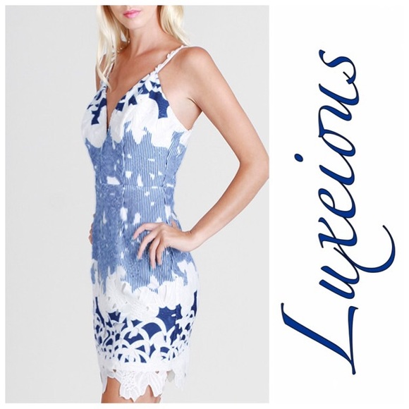 ๐HostPick ๐๐ Gorgeous contrast Dress - Picture 2 of 4