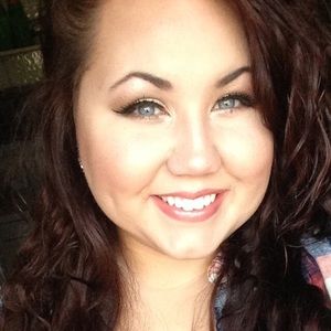 Meet your Posher, Cyerra