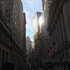 Meet your Posher, Thomia