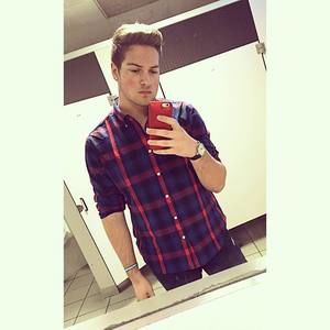 Meet your Posher, Michael