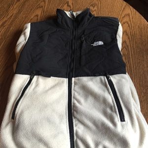 Woman's northface Med