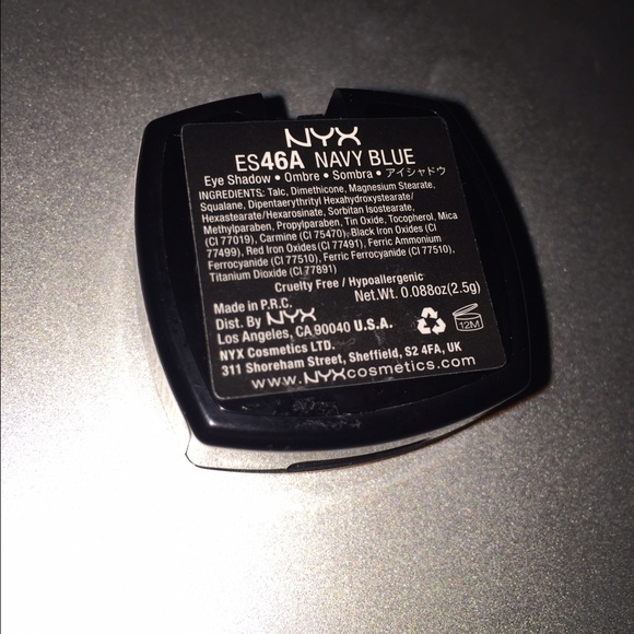 Eyeshadow - Picture 2 of 2