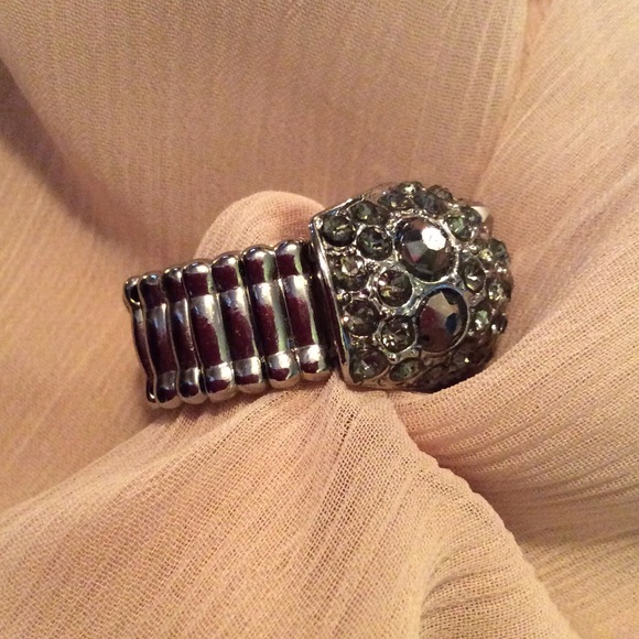 Ring - Picture 2 of 2