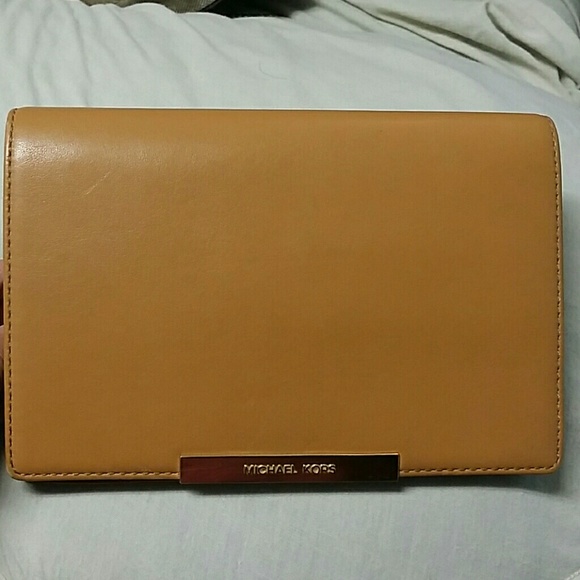 Michael Kors Clutch