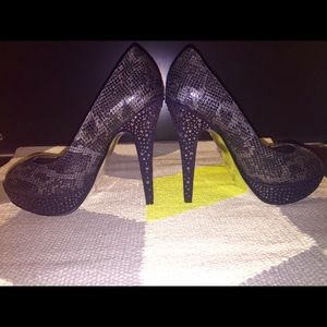 Mariah Carey Snake Skin Pumps