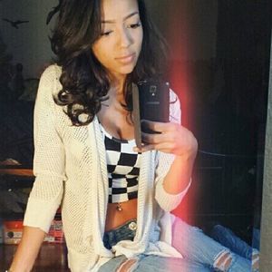 Meet your Posher, Stefania