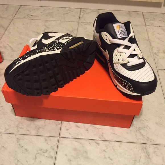 Air Max 90s "the notebook" edition - Picture 2 of 4