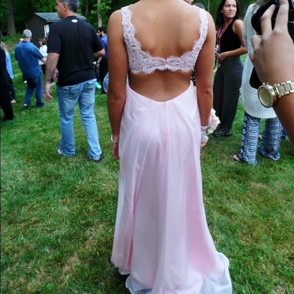 Prom dress - Picture 2 of 3