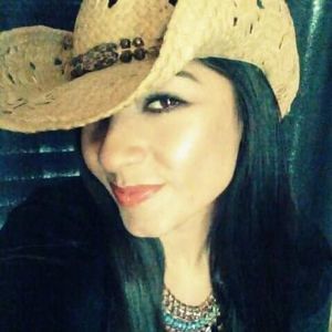 Meet your Posher, Lily