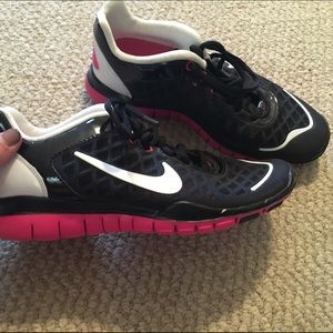 Nike free TR luxe size 6