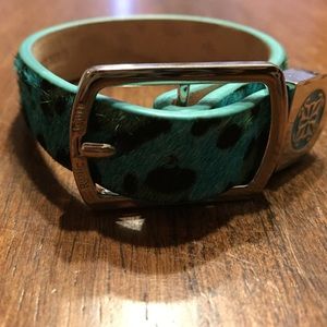 Almost New RC bracelet! FINAL reduction!!