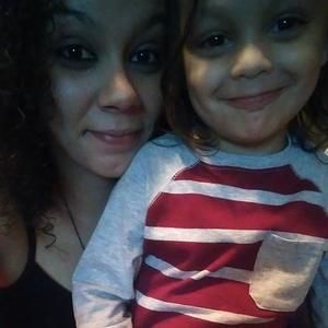 Meet your Posher, Alicia