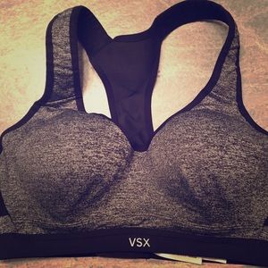 Victoria's Secret Sports bra underwire