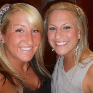 Meet your Posher, Casey