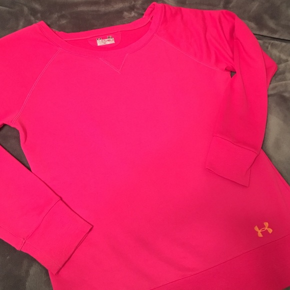 Under Armour all season sweatshirt.