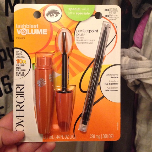Cover girl lash blast set