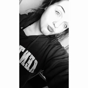 Meet your Posher, Carolyn