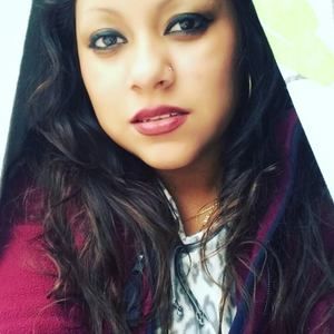 Meet your Posher, Mariela