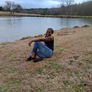 Meet your Posher, Catherine