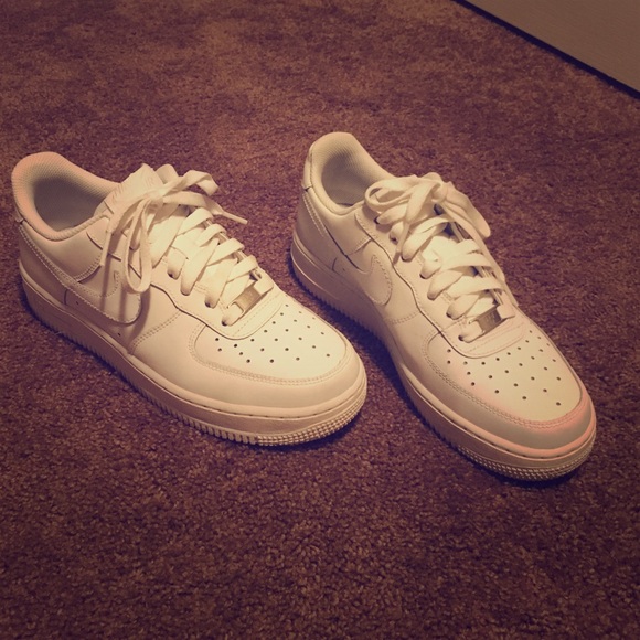 Classic white on white AF 1