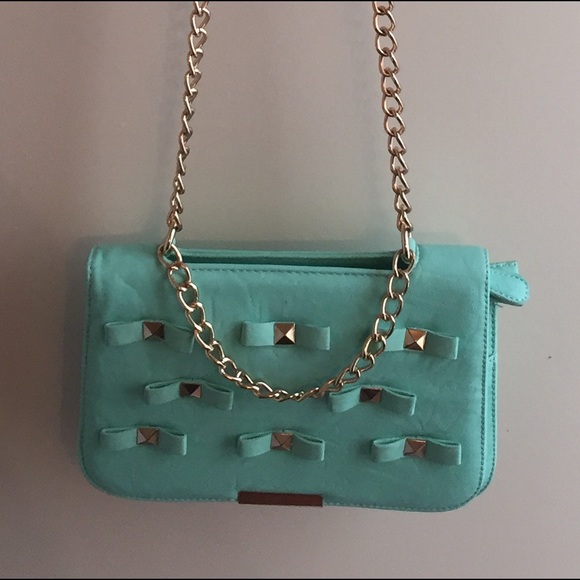 Mint Green Clutch/Shoulder Bag- Perfect for spring