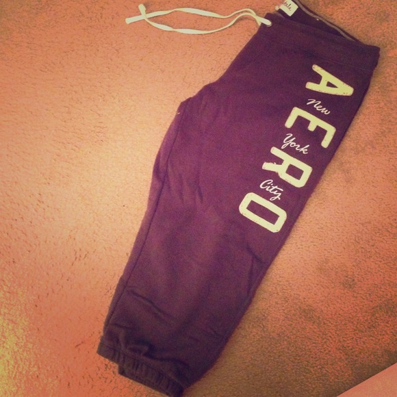 Cropped aero joggers