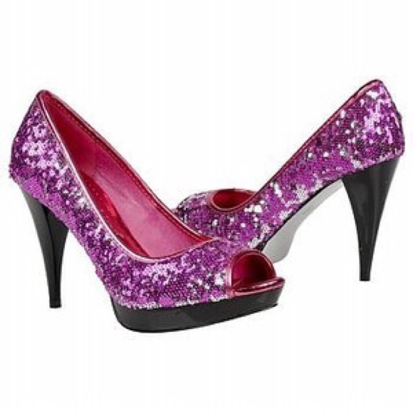 Two Lips Women's Sequined Shaky Shoes in Fuchsia - Picture 1 of 4