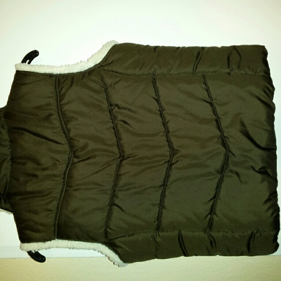 Vest - Picture 3 of 3