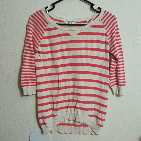 3/4 sleeve sweater top