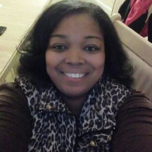 Meet your Posher, Stephanie