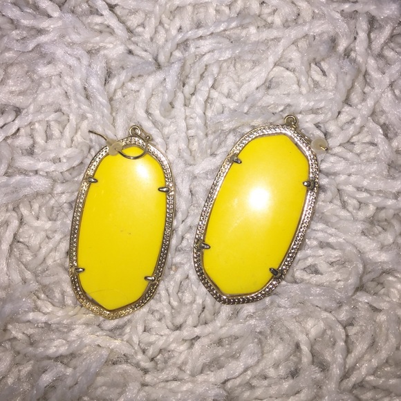 Kendra Scott Danielle earrings