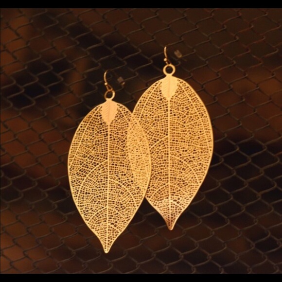 Metal Leaf Earrings - Picture 3 of 3