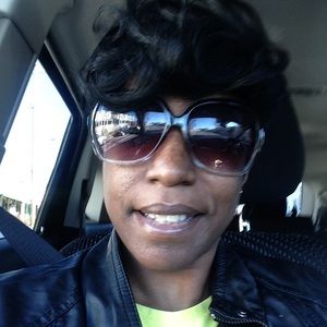 Meet your Posher, Sherri