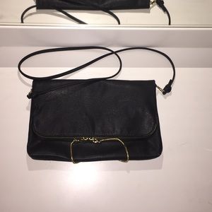 Clutch/cross body