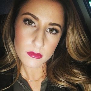 Meet your Posher, Breanna