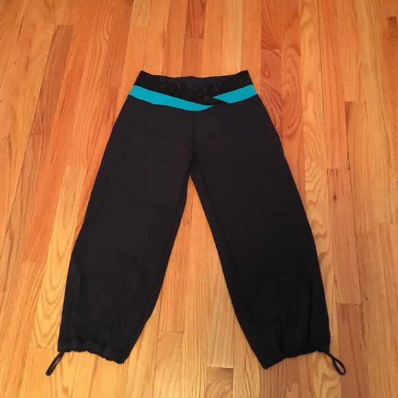 Lulu lemon Capri pants