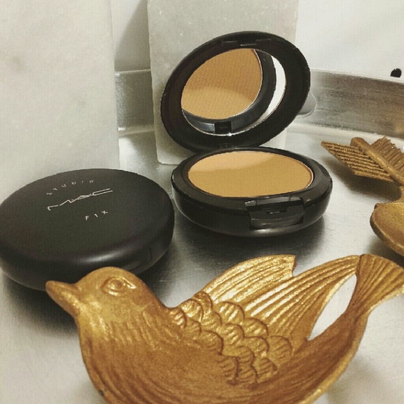 👑 MAC studio fix powder/foundation