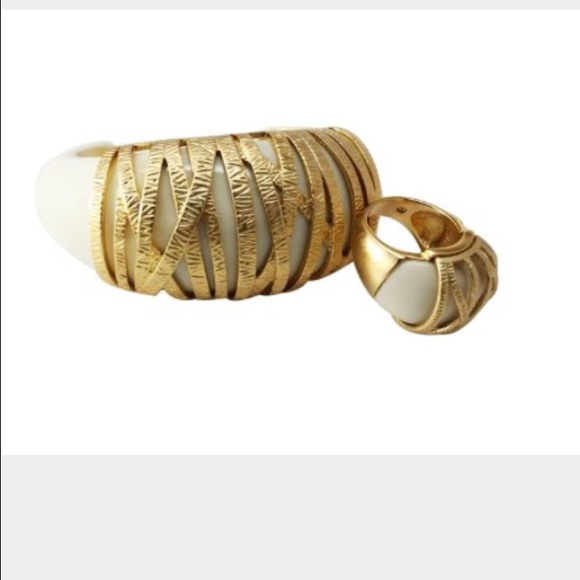 Resin bangle and ring set