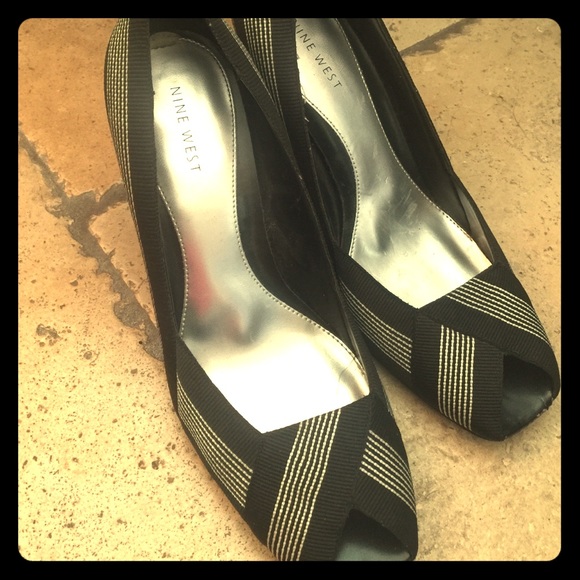 Size 9 shoes nine West
