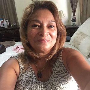 Meet your Posher, Mirna