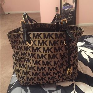 Michael Kors purse