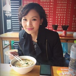 Meet your Posher, Jenny