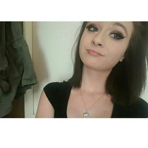 Meet your Posher, Sierra