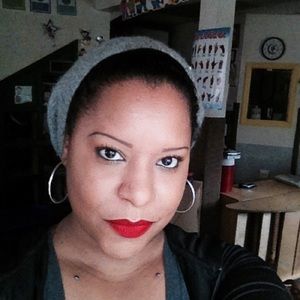 Meet your Posher, Angela