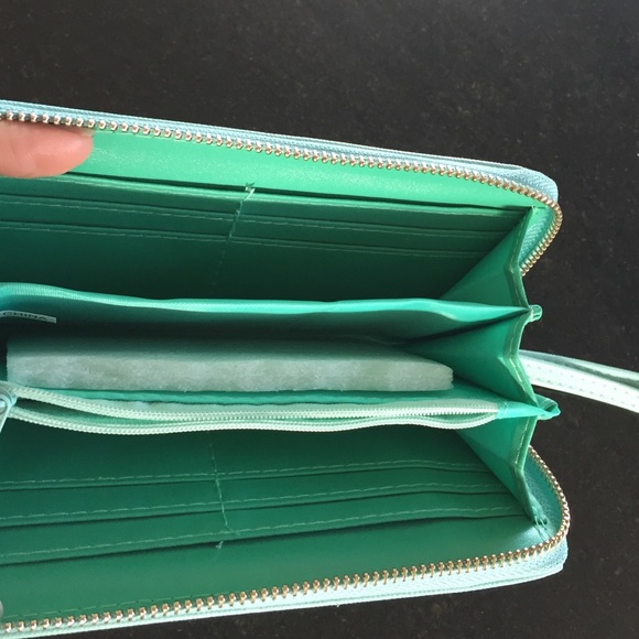 Yoki teal laser cut zip around wristlet - Picture 2 of 3