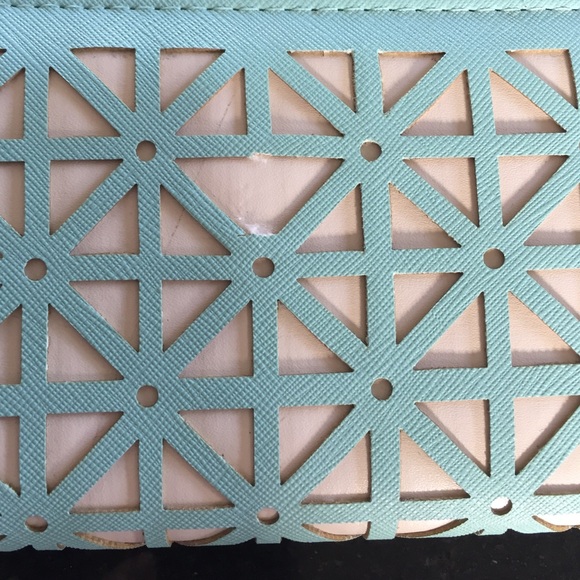 Yoki teal laser cut zip around wristlet - Picture 3 of 3